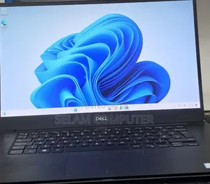 New Laptop Dell XPS 13 16GB Intel Core i5 SSD 512GB