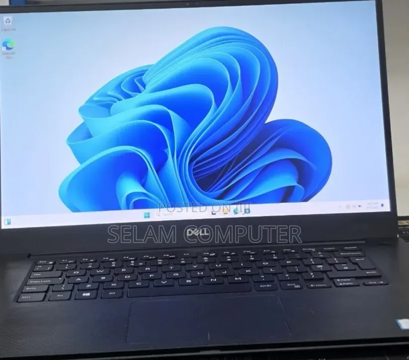 New Laptop Dell XPS 13 16GB Intel Core i5 SSD 512GB