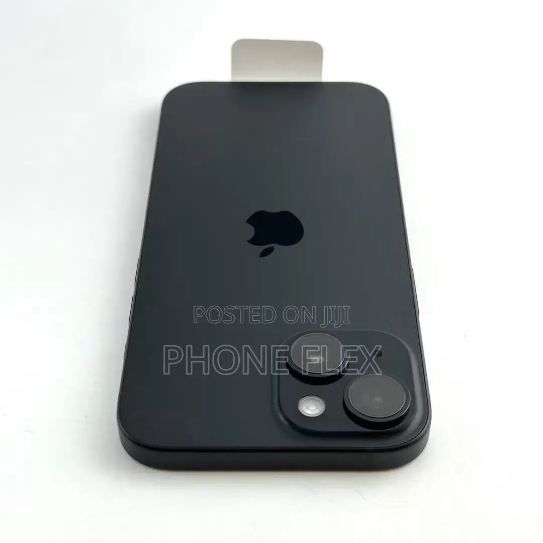 New Apple iPhone 15 128 GB Black