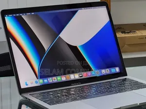 New Laptop Apple MacBook Pro 2019 16GB Intel Core i7 SSD 512GB