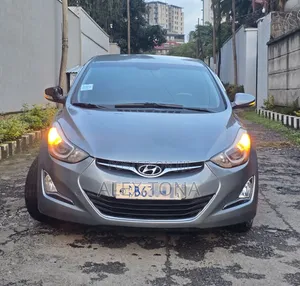 Hyundai Avante 2015 Gray