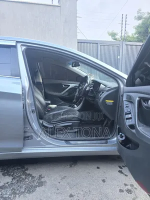 Hyundai Avante 2015 Gray