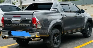 Toyota Hilux 2019 Gray