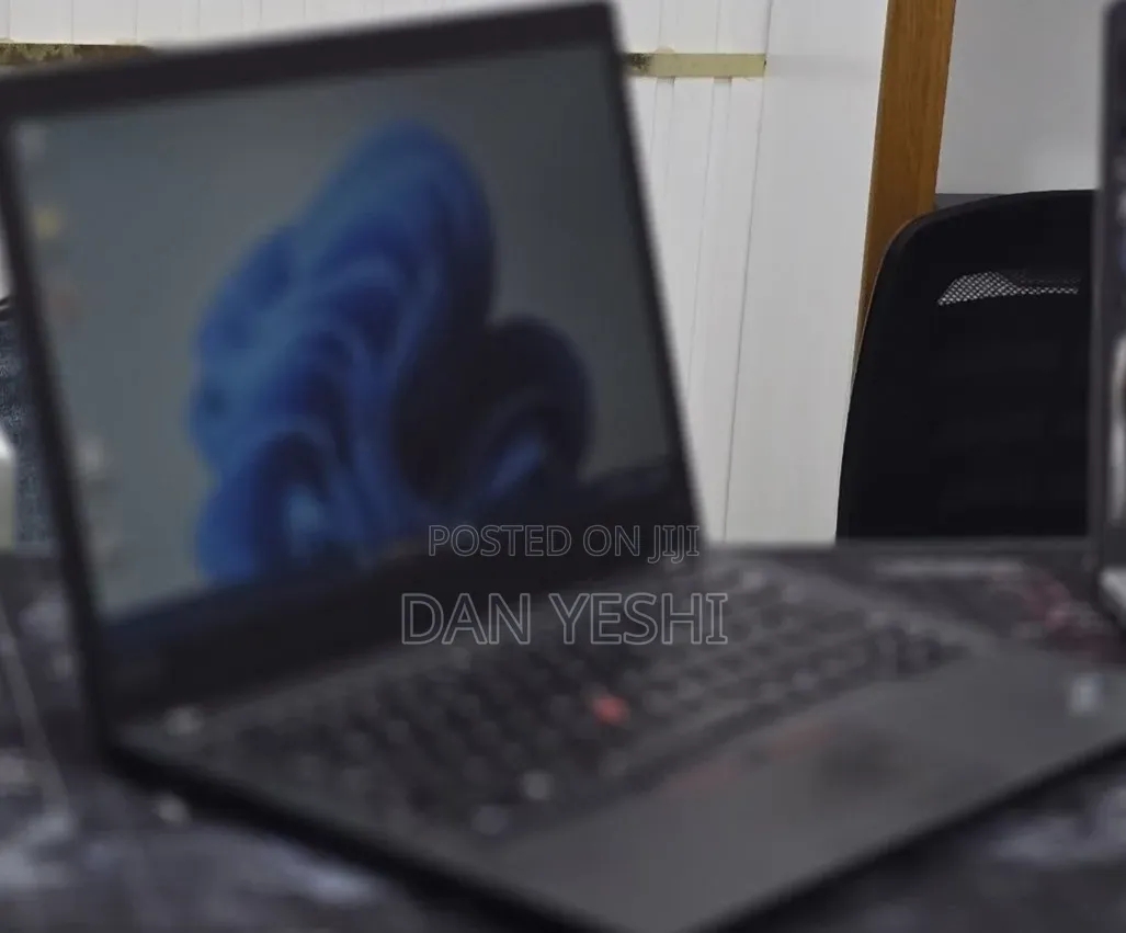 New Laptop Lenovo ThinkPad T14 16GB Intel Core i7 SSD 512GB
