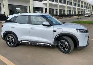 BYD Yuan Up 2025 Gray