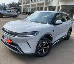 BYD Yuan Up 2025 Gray
