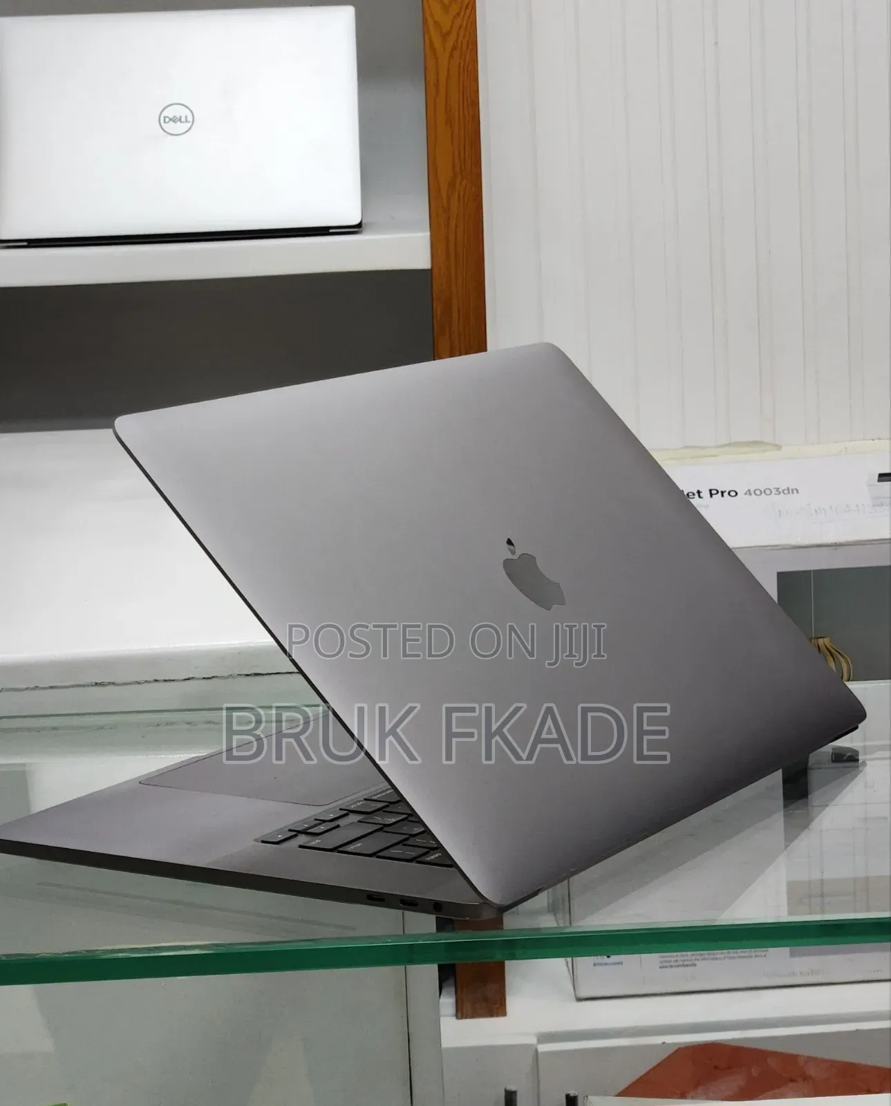 New Laptop Apple MacBook Pro 2019 64GB Intel Core i9 SSD 512GB