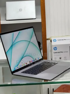 New Laptop Apple MacBook Pro 2019 64GB Intel Core i9 SSD 512GB