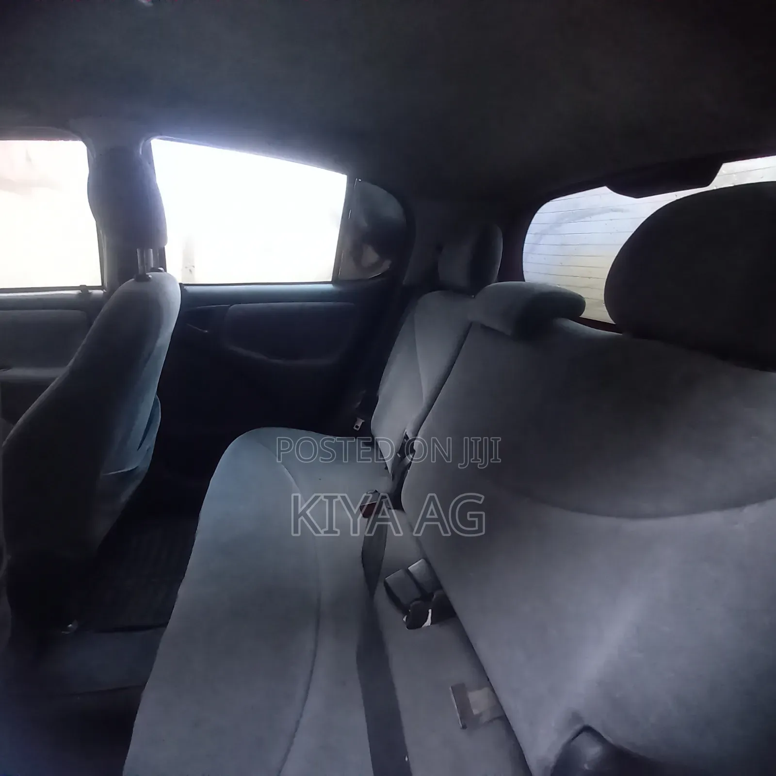 Toyota Vitz 1999 Red