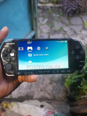 PSP 3000 Jailbroken With 10 Games and 28 Gameboy Games Installed