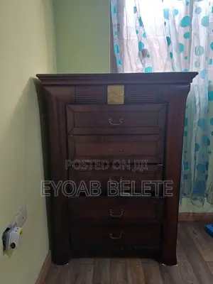 Bed Dressing Table and Drawers