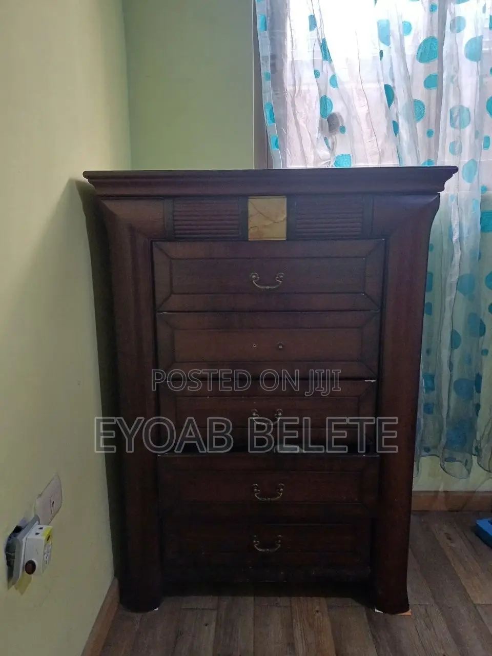 Bed Dressing Table and Drawers