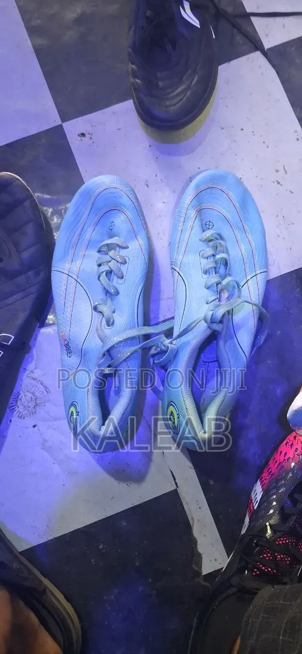 Football Shose