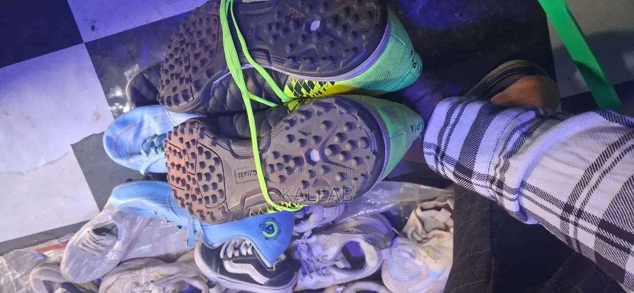 Football Shose