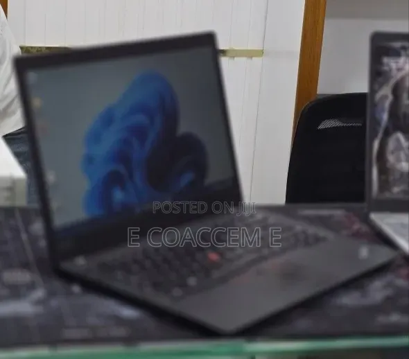 New Laptop Lenovo 16GB Intel Core i7 SSD 512GB