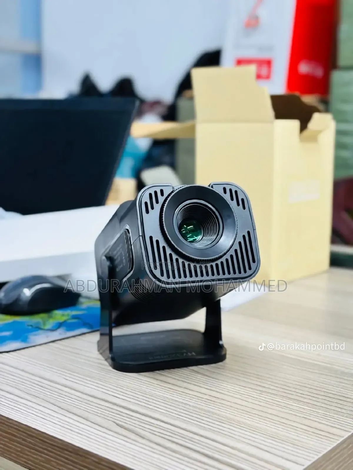 200 Inch Projector Ultra Smart HD
