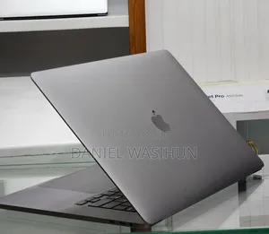 New Laptop Apple MacBook Pro 2019 64GB Intel Core i9 SSD 512GB
