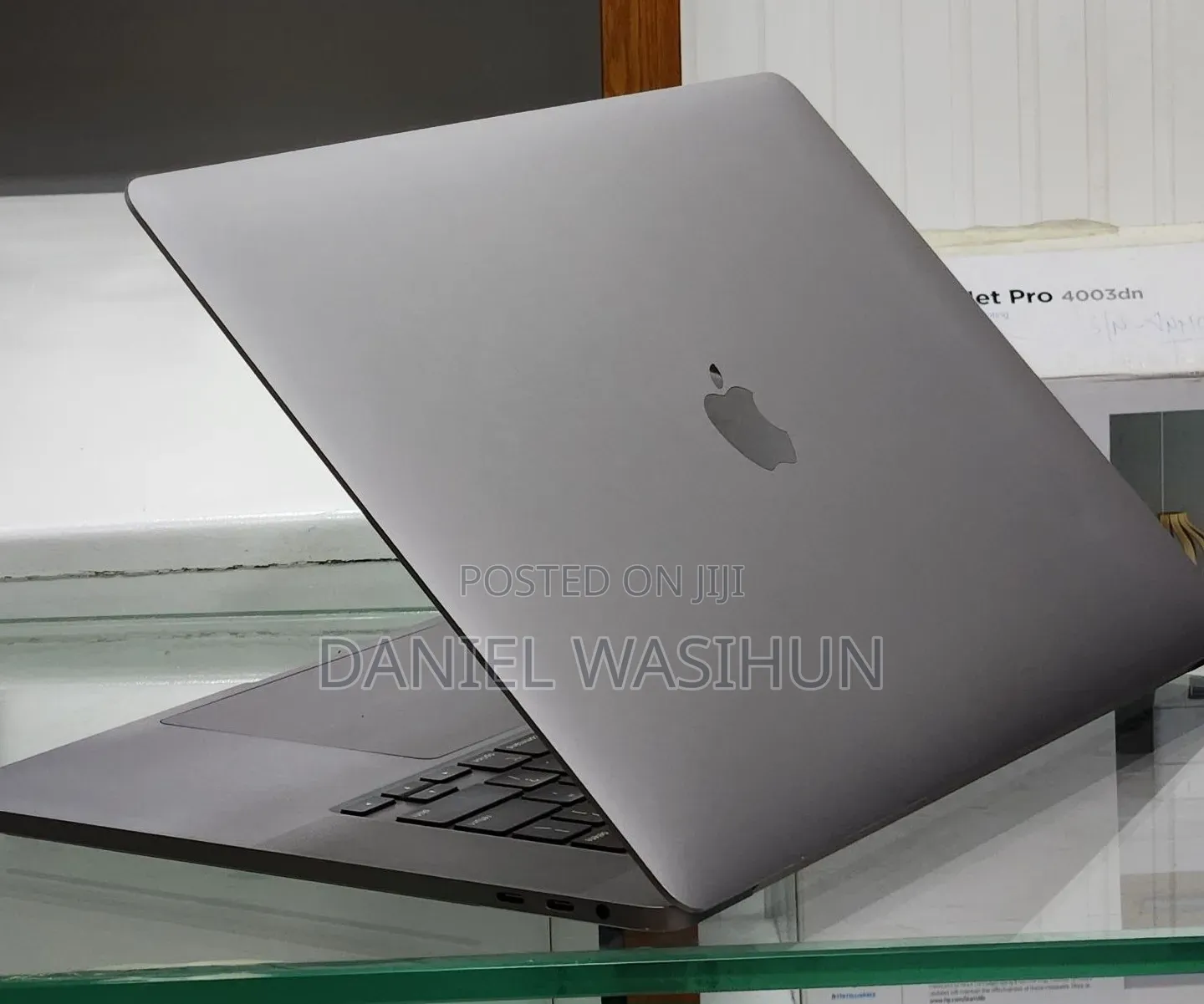 New Laptop Apple MacBook Pro 2019 64GB Intel Core i9 SSD 512GB