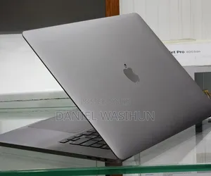 New Laptop Apple MacBook Pro 2019 64GB Intel Core i9 SSD 512GB