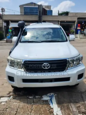Toyota Land Cruiser 2014 White