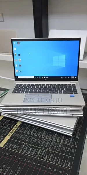New Laptop HP EliteBook 840 G8 16GB Intel Core i5 SSD 512GB