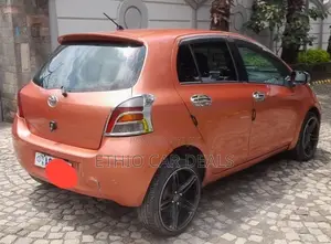Toyota Yaris 2009 Orange