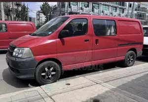 Toyota HiAce 2008 Red