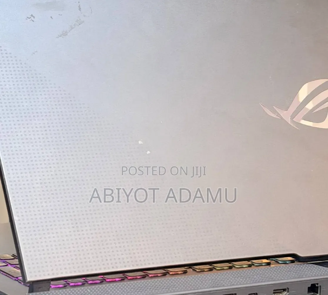 Laptop Asus ROG Strix G17 16GB Intel Core i7 SSD 512GB