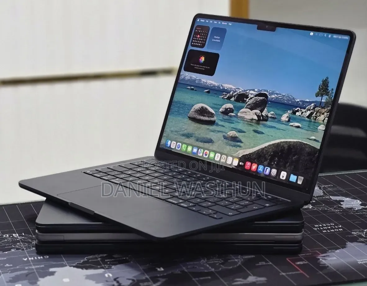 New Laptop Apple MacBook Air 2025 M4 16GB Apple M4 SSD 256GB