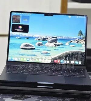 New Laptop Apple MacBook Air 2025 M4 16GB Apple M4 SSD 256GB