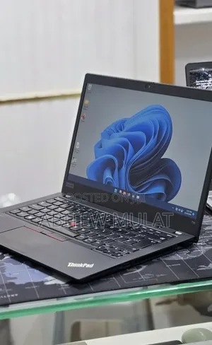 New Laptop Lenovo ThinkPad T14 16GB Intel Core i7 SSD 512GB