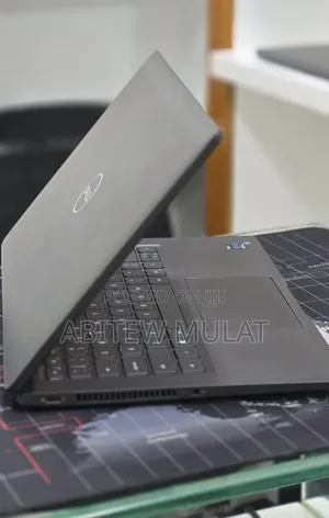 New Laptop Dell Latitude 7420 16GB Intel Core i5 SSD 512GB