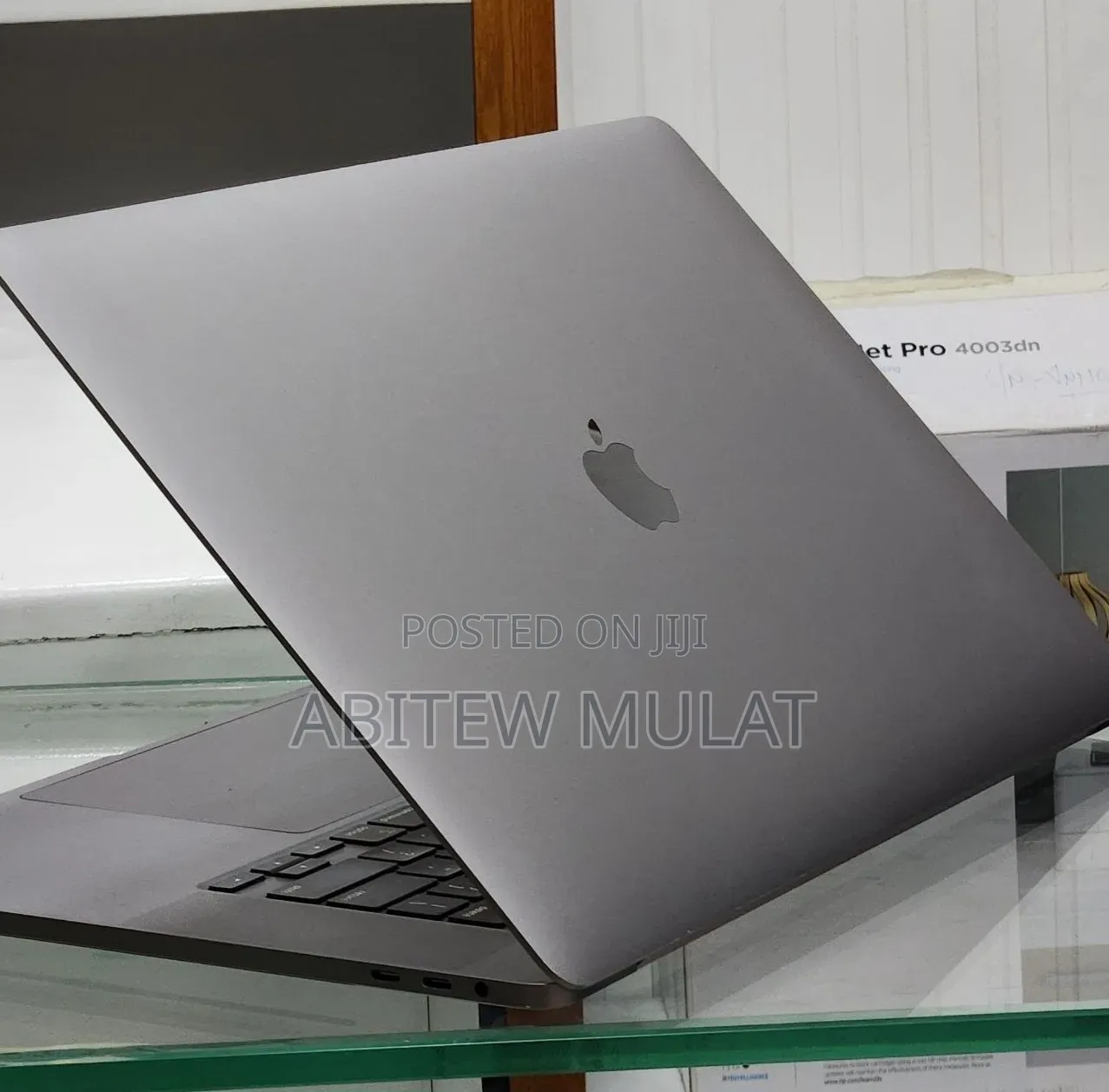 New Laptop Apple MacBook Pro 2019 64GB Intel Core i9 SSD 512GB