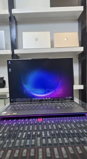 New Lenovo Legion Y7000P IRX9 Gaming Laptop 32GB AMD Ryzen 9 SSD 1T