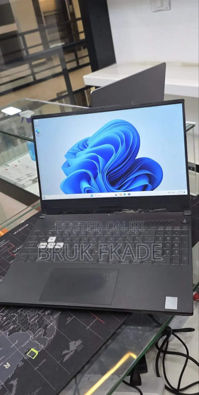 New Laptop Asus ROG Zephyrus G15 16GB Intel Core i7 SSD 512GB