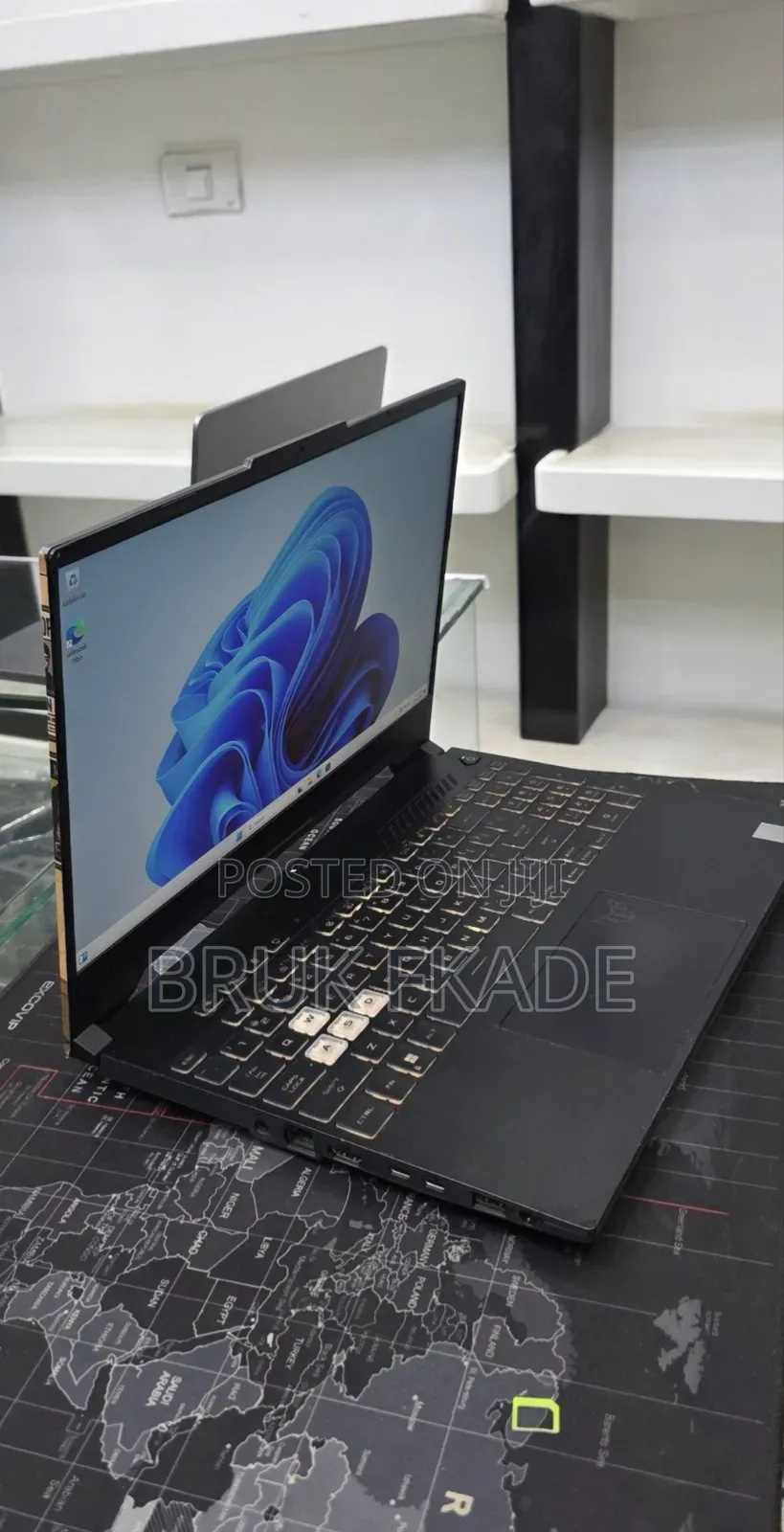 New Laptop Asus ROG Zephyrus G15 16GB Intel Core i7 SSD 512GB
