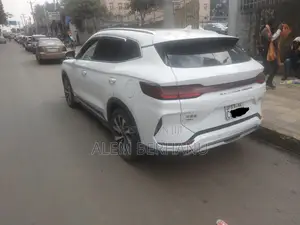 BYD Song Plus EV FWD 2024 White