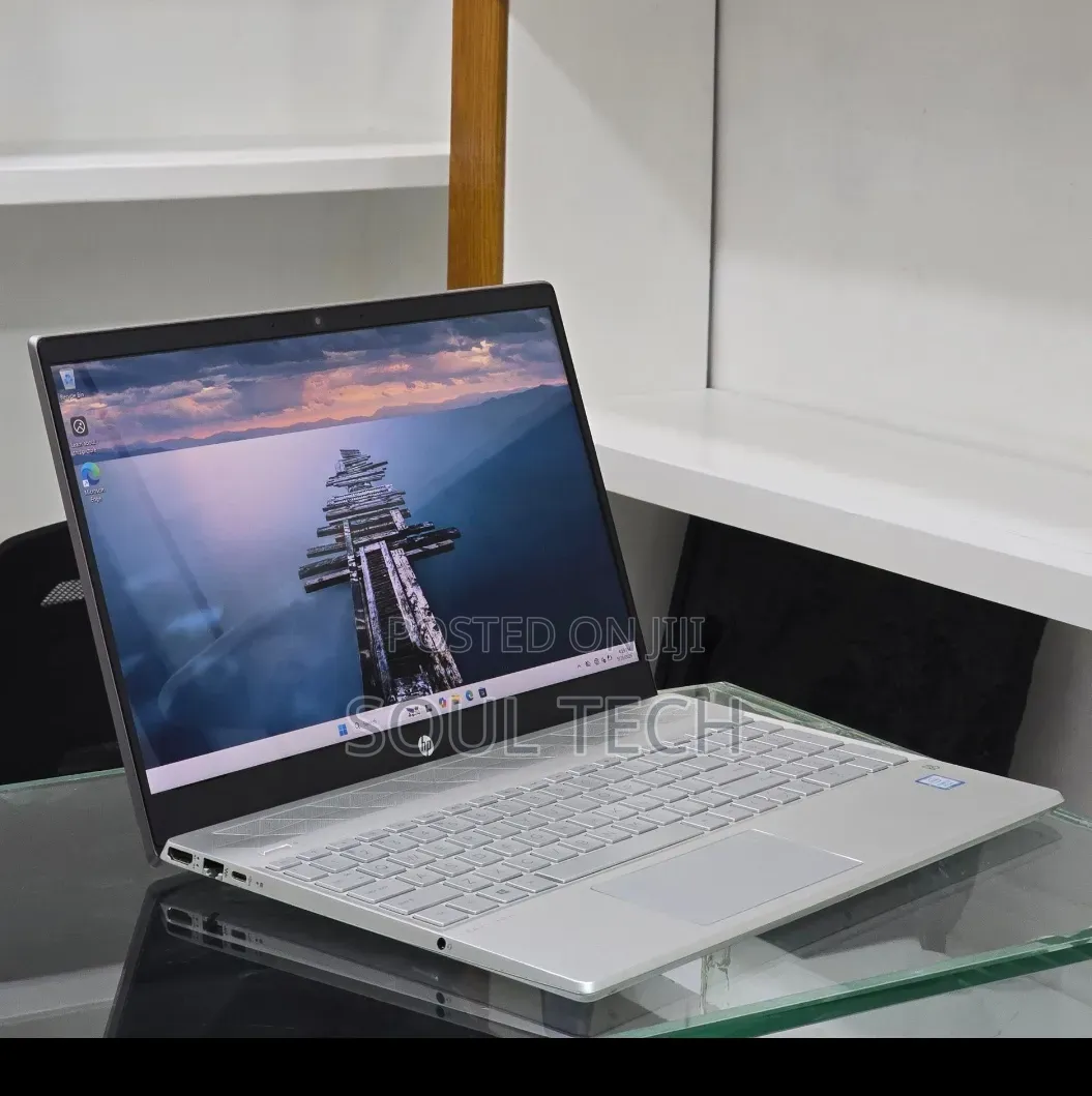 New Laptop HP Pavilion 15 16GB Intel Core i7 SSD 256GB