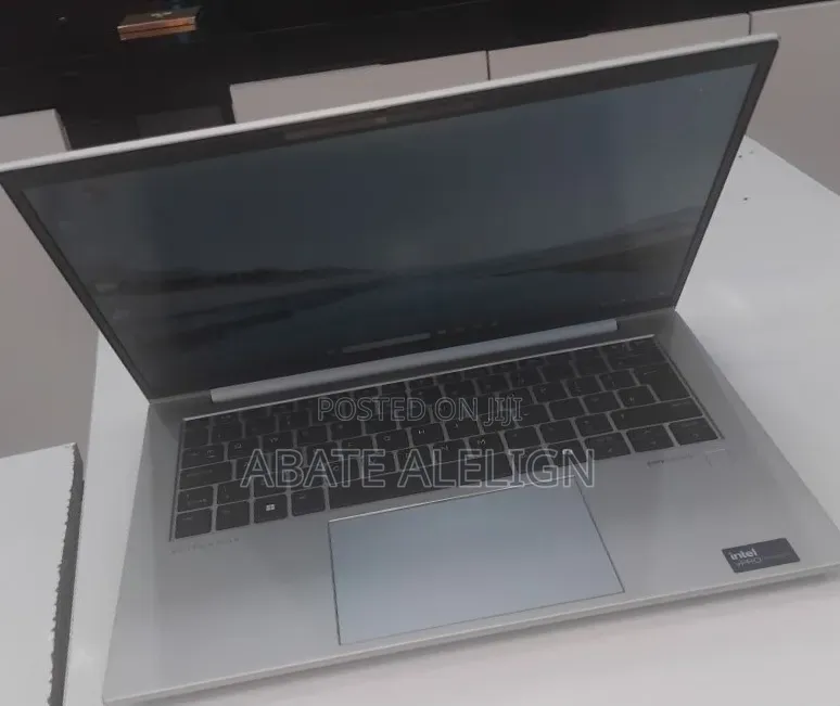 New Laptop HP EliteBook 840 G8 16GB Intel Core i7 SSD 512GB