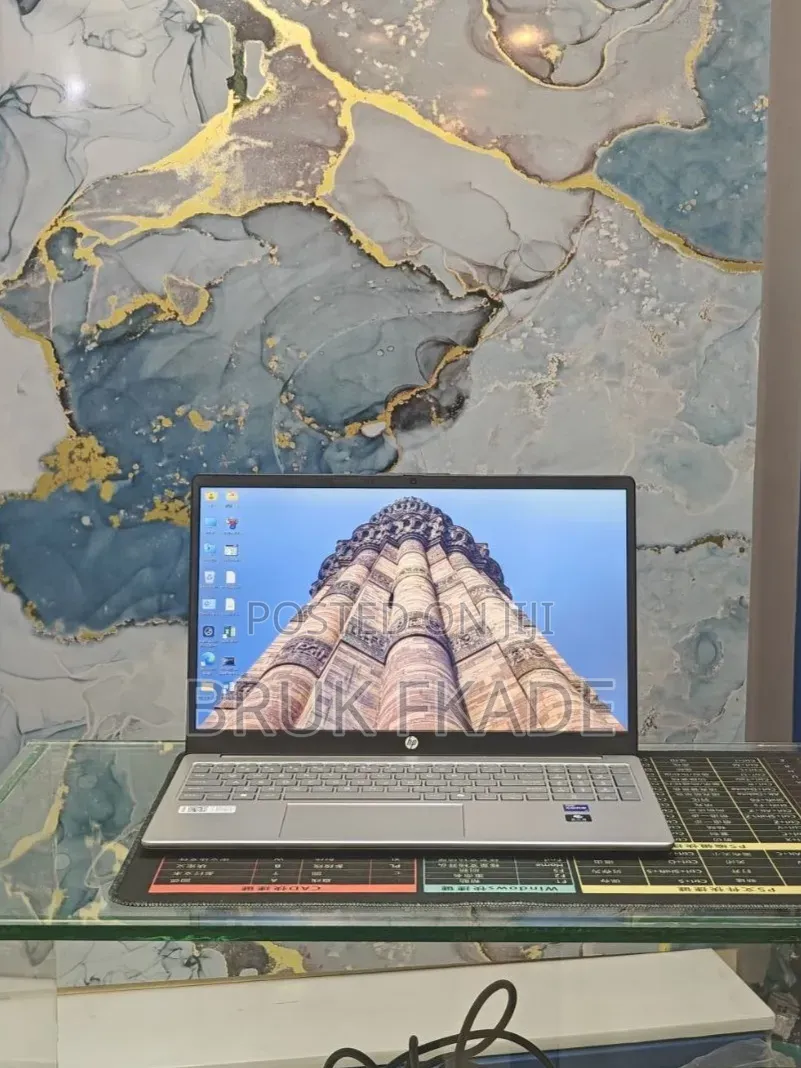 New Laptop HP Stream Notebook 16GB Intel Core i7 SSD 1T