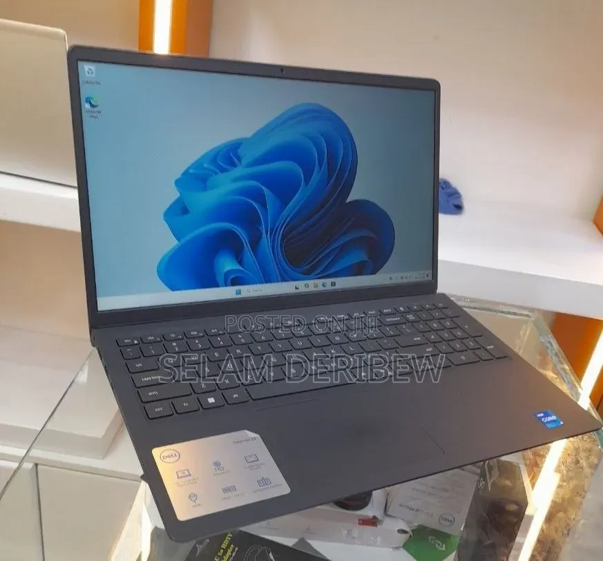 New Laptop Dell 8GB Intel Core i5 SSD 512GB