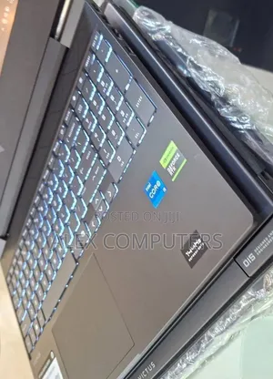 New Laptop HP Victus 15 32GB Intel Core i7 SSD 1T