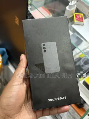 New Samsung Galaxy S24 FE 128 GB Black
