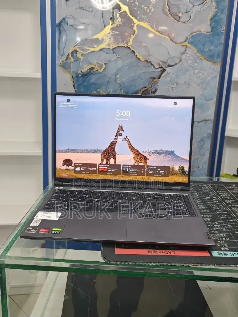 New Laptop Lenovo Legion 5 16GB AMD Ryzen 7 SSD 512GB
