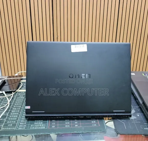 New Laptop HP Omen 16 16GB Intel Core i7 SSD 1T