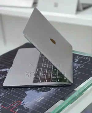 New Laptop Apple MacBook Pro 2021 M1 16GB Apple M1 Pro SSD 512GB