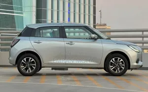 Suzuki Swift 2024 Silver