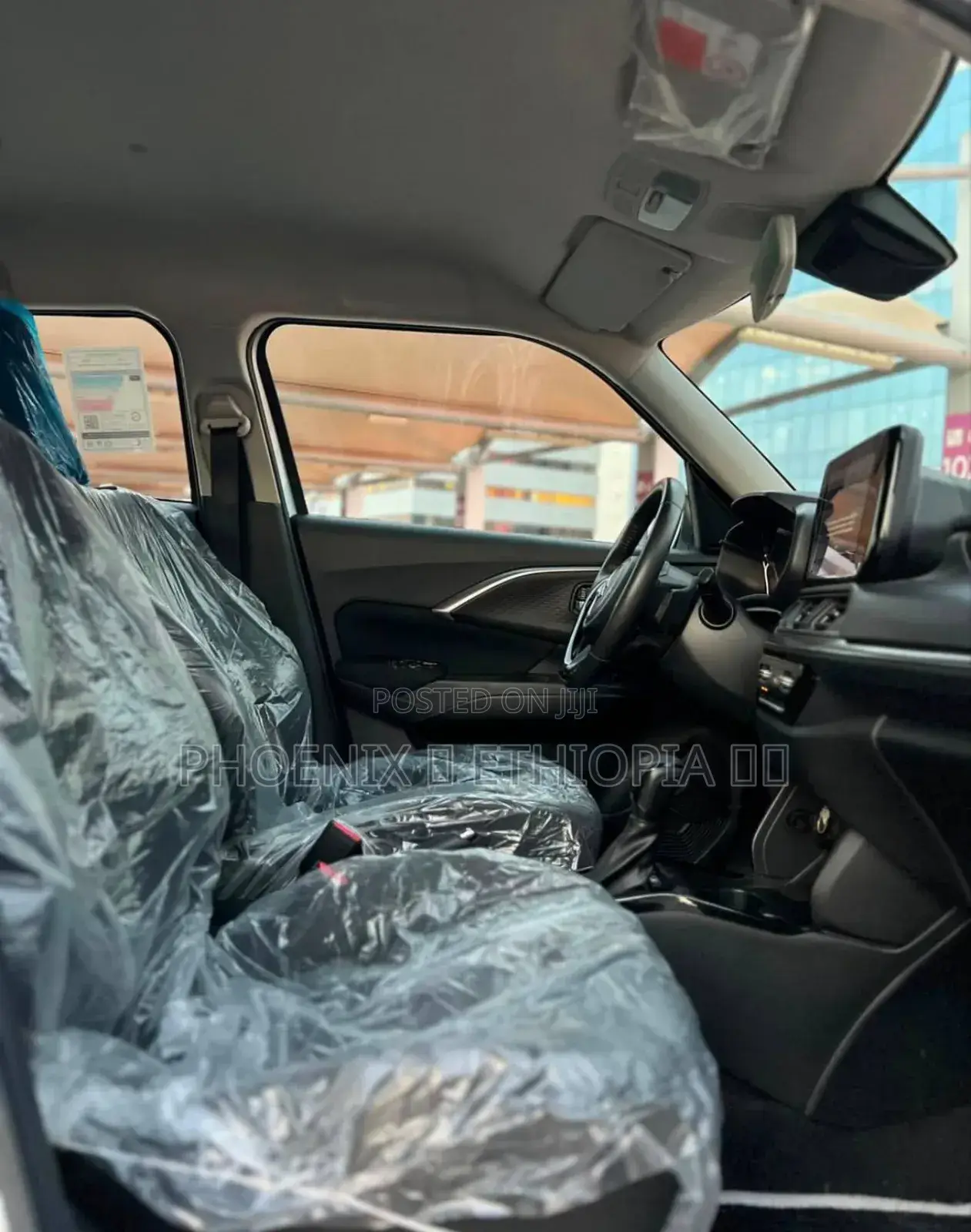 Suzuki Swift 2024 Silver