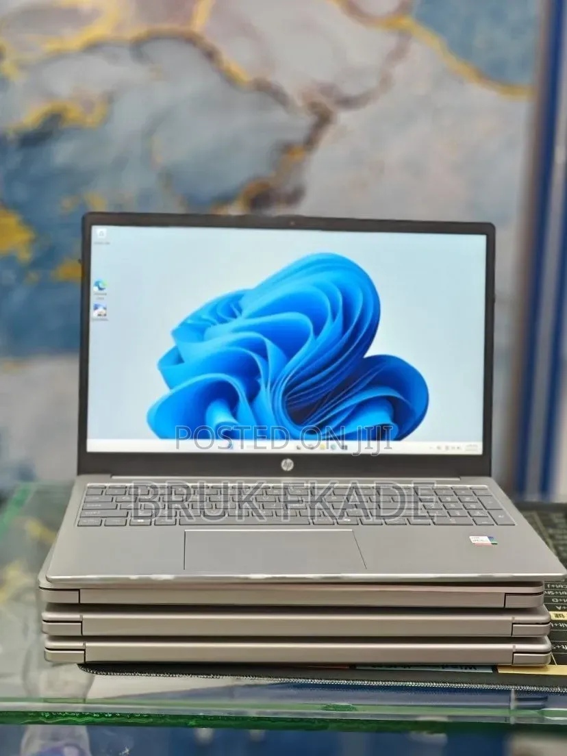 New Laptop HP Stream Notebook 16GB Intel Core i7 SSD 1T