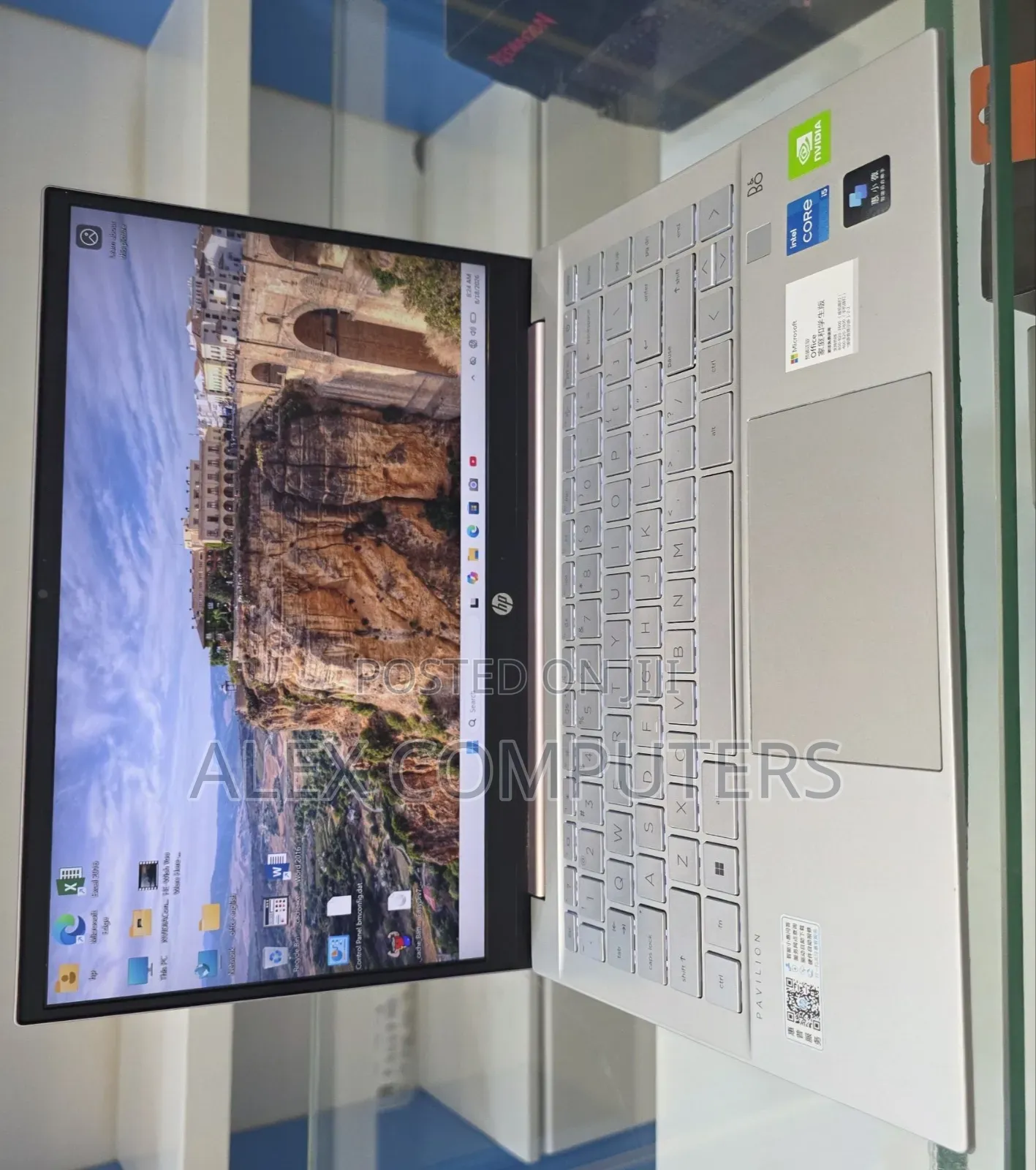 New Laptop HP Pavilion 15 16GB Intel Core i5 SSD 512GB